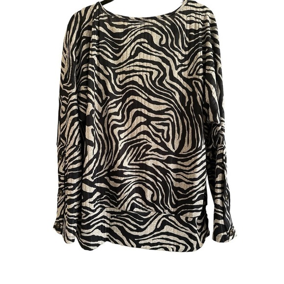 Fortune & Ivy Zebra Print Blouson Top - Picture 6 of 7